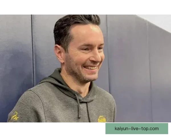 雷迪克吐槽达拉斯影像团队误放里夫斯MRI扫描位置引发笑料