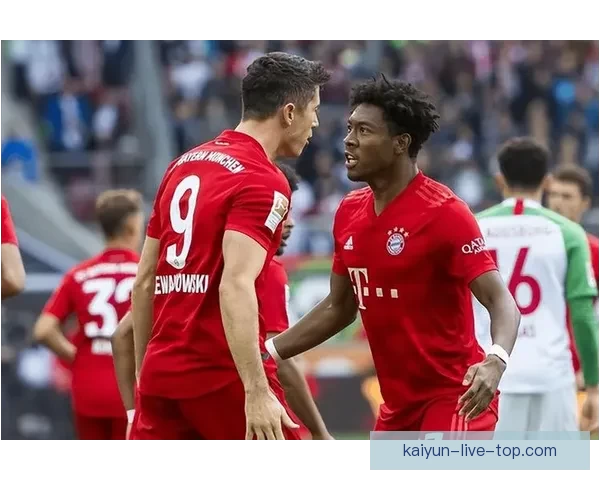 体育精神闪耀赛场奥格斯堡格雷戈里奇主动示意裁判取消犯规赢得尊重